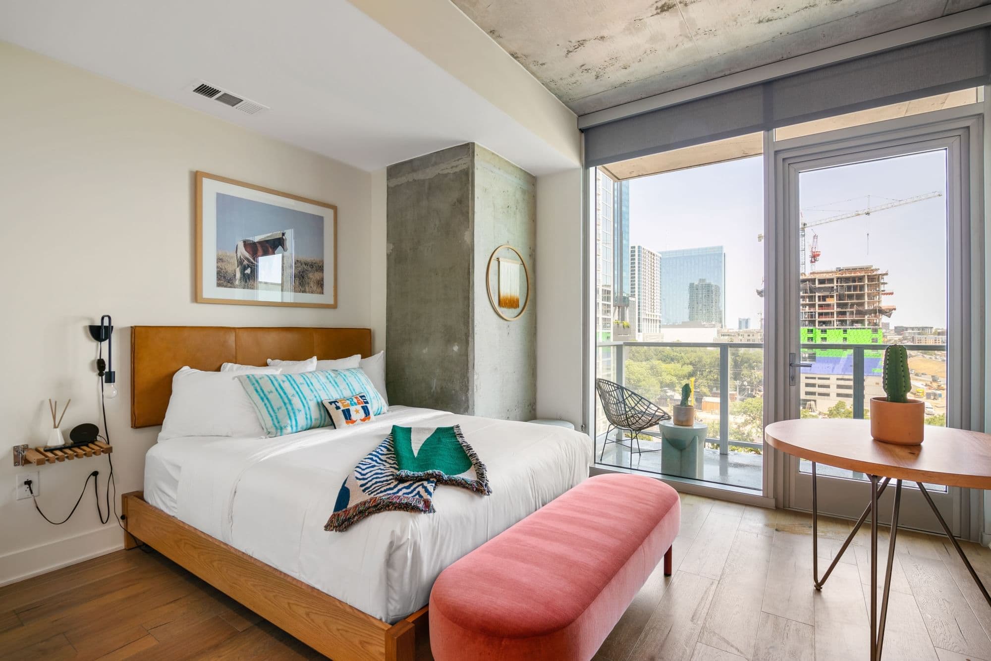 Cozy Modern Gem DT