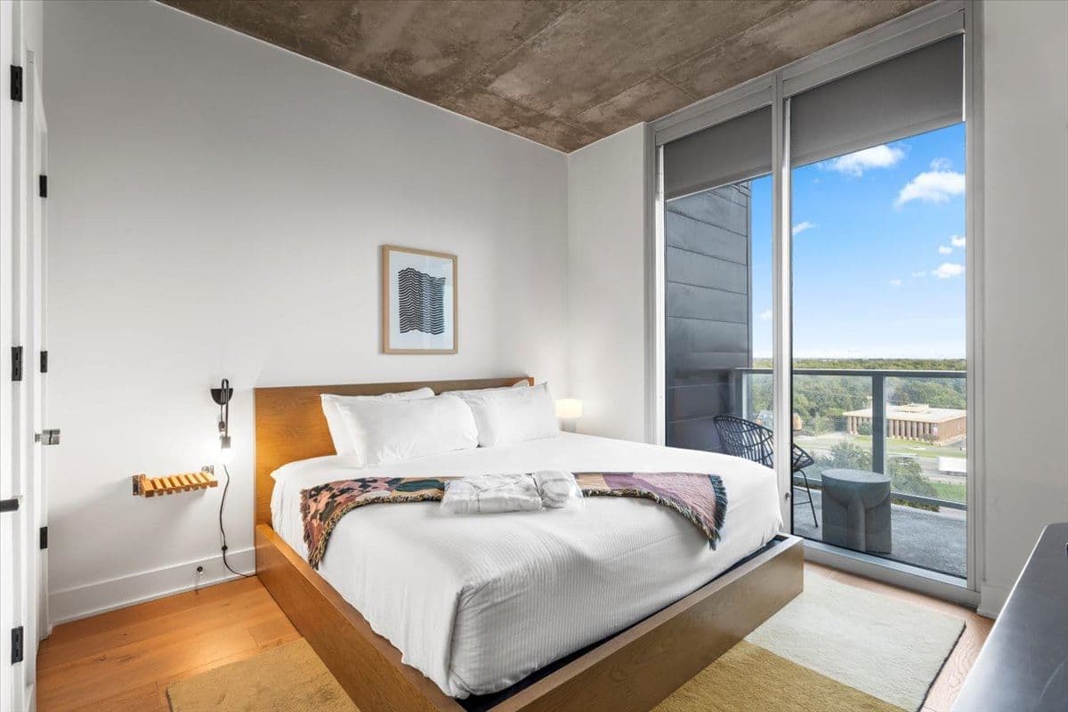 Modern Lux Downtown Condo